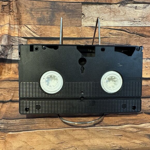 SF 49ers 1989 NFL Films Video Yearbook Super Bowl XXIV Champions VHS Joe Montana - Picture 8 of 10